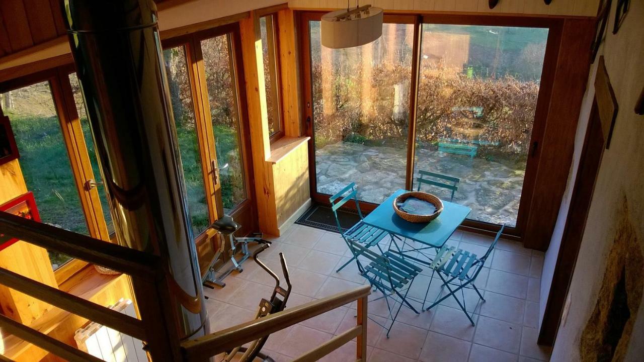 Gite " Oree Des Bois" Vertolaye Exteriér fotografie